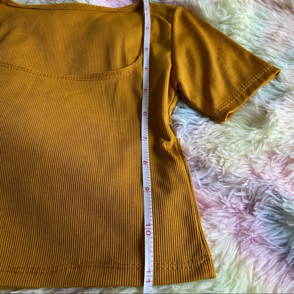 Square Neck Ribbed Crop Tee - Picture 7 of 8
